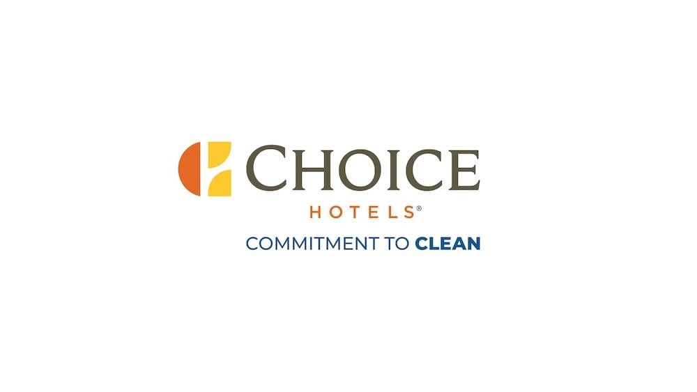 Quality Inn & Suites Bloomington University Area Exteriör bild